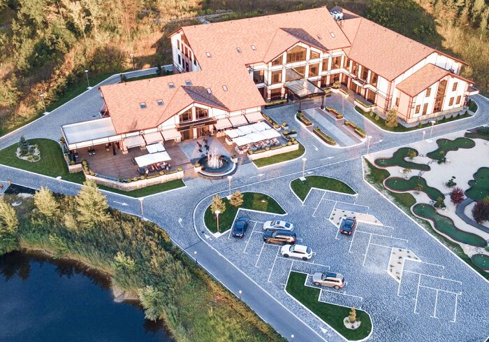 Avia Club